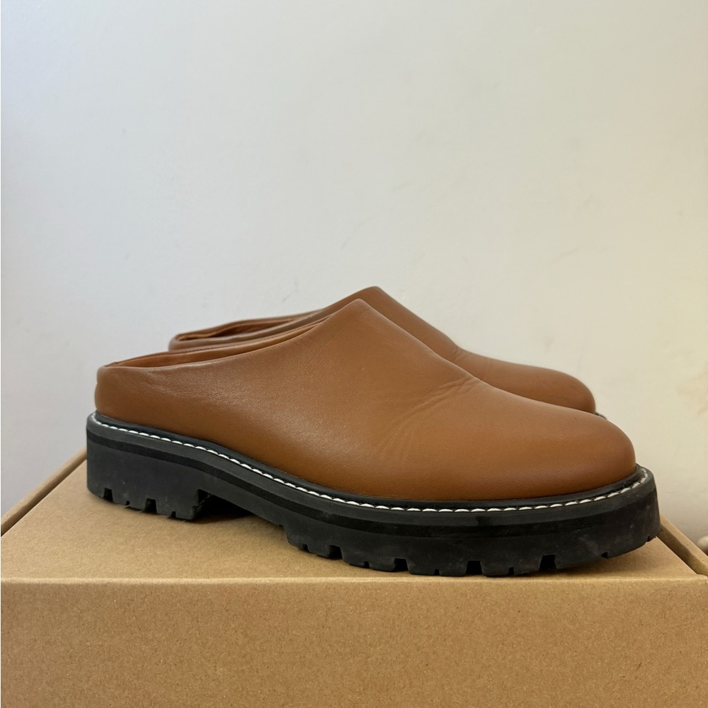 Jenni Kayne Lug Mules in the color Canyon
